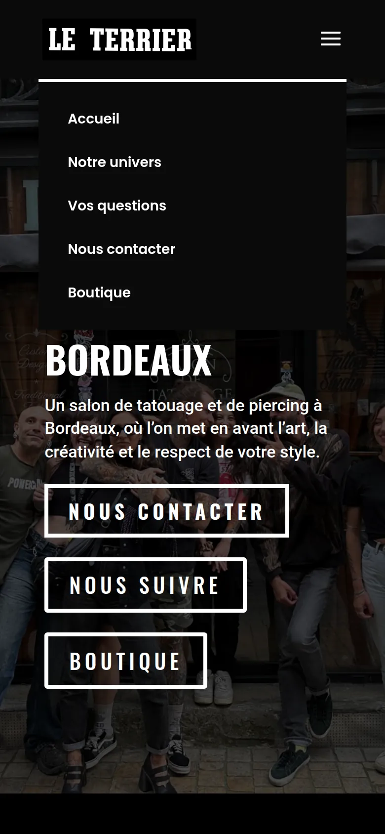 Menu ouvert sur l’accueil du site du Terrier, sur téléphone : accueil, notre univers, vos questions, nous contacter, boutique.